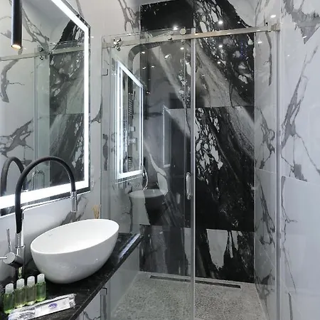 Апартаменты White Tiger In Smart Plaza Киев